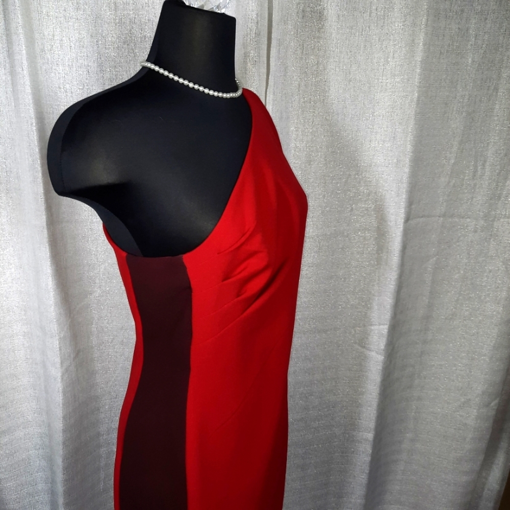 NWOT NEW YORK AND COMPANY ONE SHOULDER DRESS SIZE M ZIPPER SPLIT - Picture 7 of 11